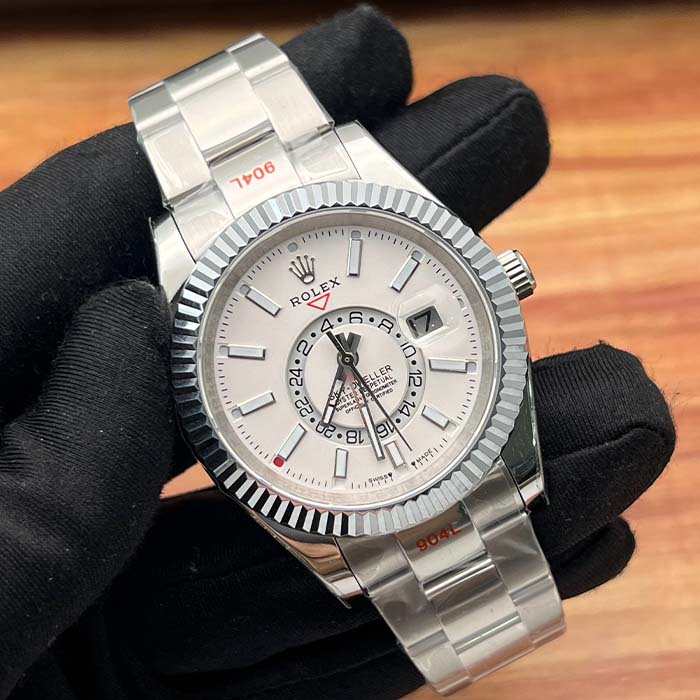 Reloj tipo Rolex Sky-Dweller con diseño completamente en acero y esfera blanca, ideal para hombres con estilo ejecutivo en Colombia.